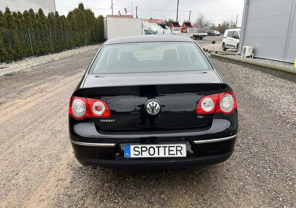 Volkswagen Passat cena 23800 przebieg: 250000, rok produkcji 2009 z Ełk małe 326